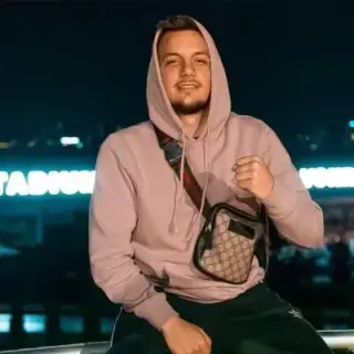 Иван Жуков — отзывы и рейтинг